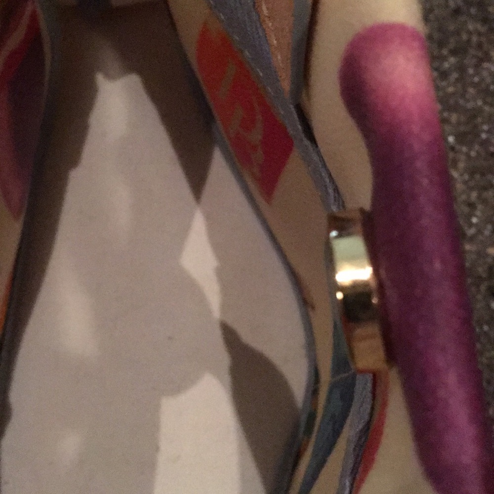Dooney and Bourke